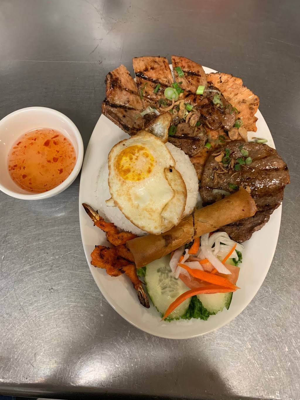 Pho Real Saigon | restaurant | 10009 E Hampden Ave, Denver, CO 80231, USA | 3037521065 OR +1 303-752-1065