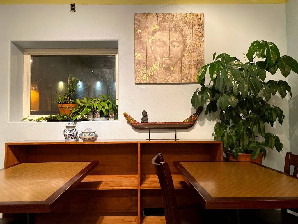 Yu Hong Chinese Restaurant | meal delivery | 6901 E Colfax Ave, Denver, CO 80220, USA | 3033886901 OR +1 303-388-6901