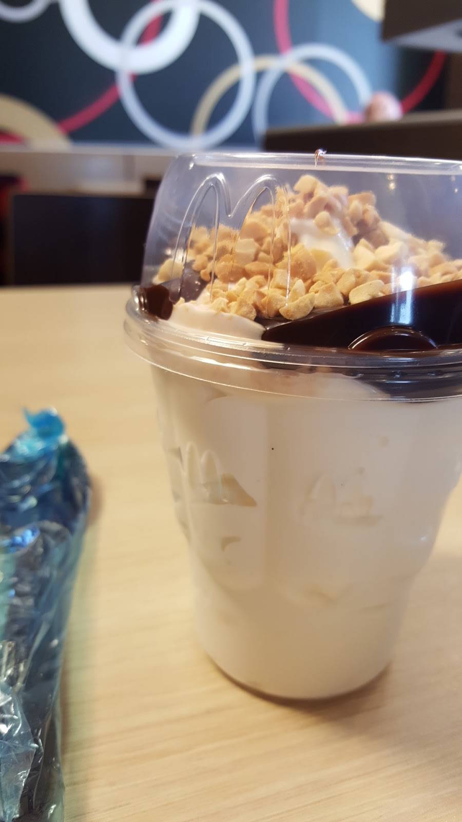 McDonalds | cafe | 670 Eglinton Ave W, Mississauga, ON L5R 3V2, Canada | 9055025939 OR +1 905-502-5939