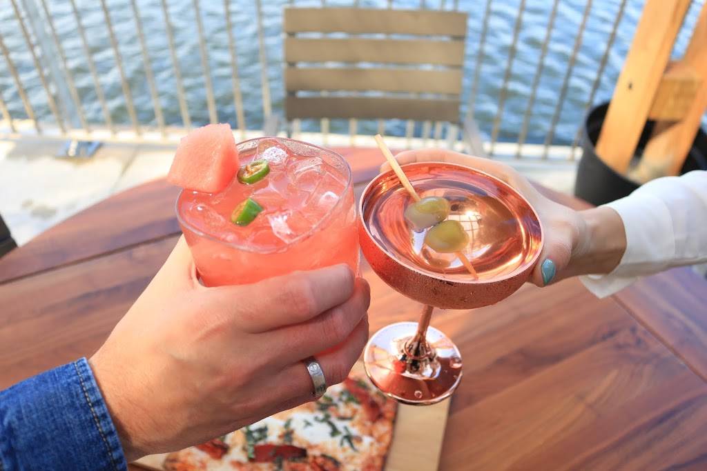 Olis Fashion Cuisine | restaurant | 6897 SW 18th St, Boca Raton, FL 33433, USA | 5615716920 OR +1 561-571-6920