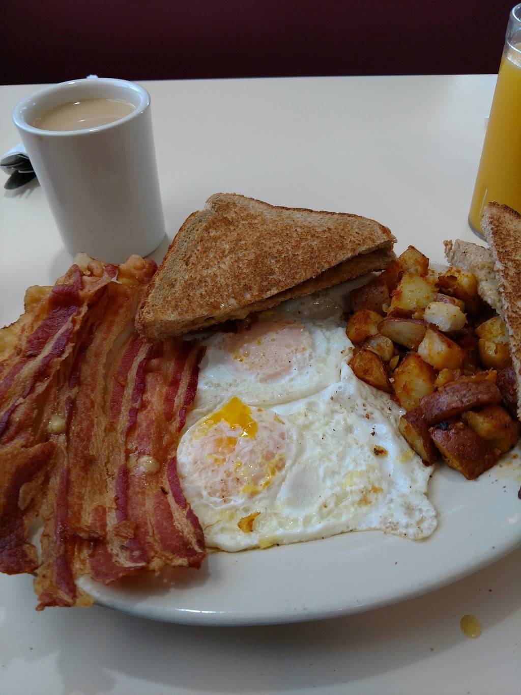 Willow Tree Restaurant | restaurant | 12 Rockdale Ave, New Bedford, MA 02740, USA | 5089903631 OR +1 508-990-3631