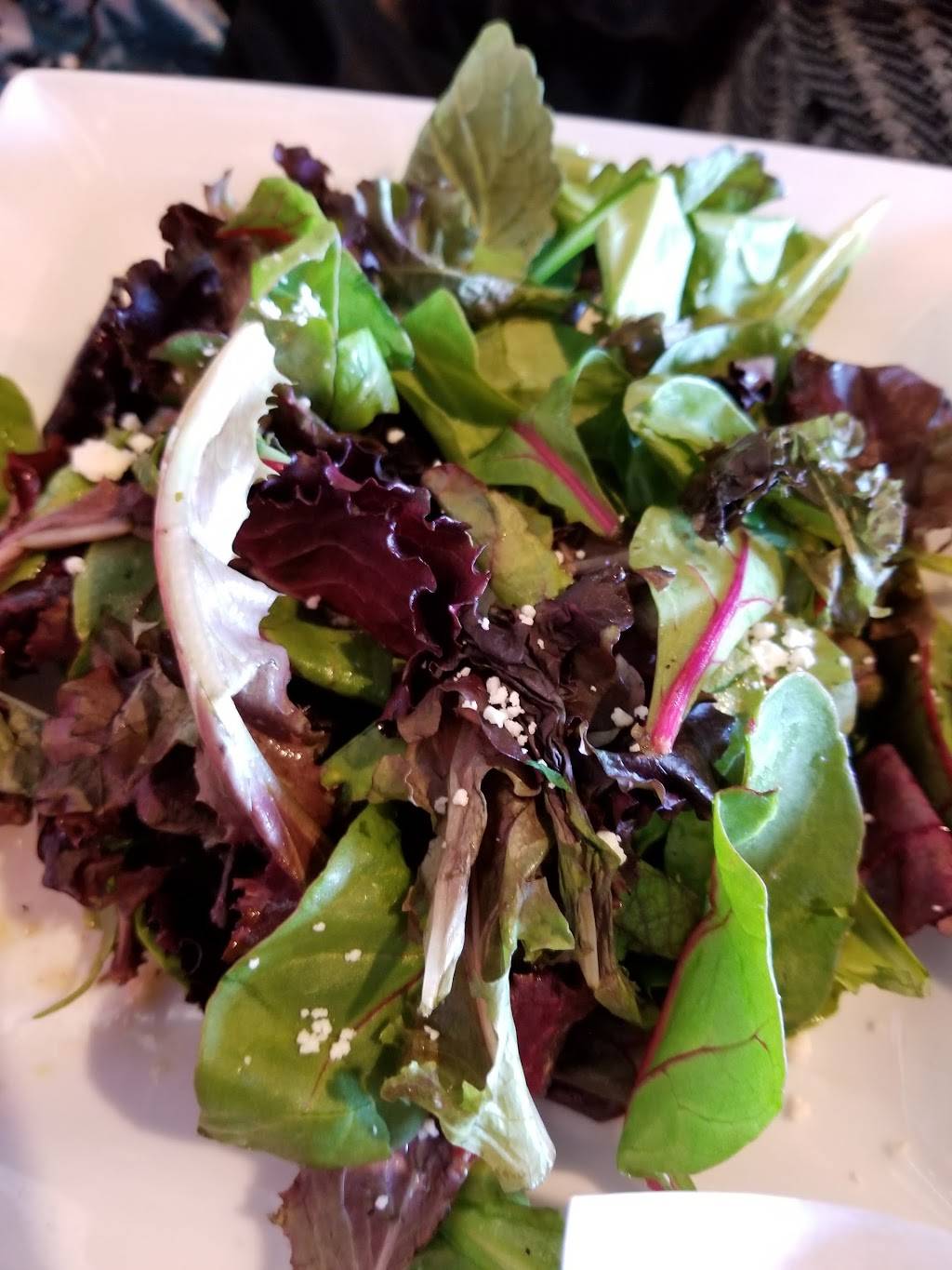 Chilis Grill & Bar | meal takeaway | 240 Danada Square W, Wheaton, IL 60189, USA | 6306902334 OR +1 630-690-2334