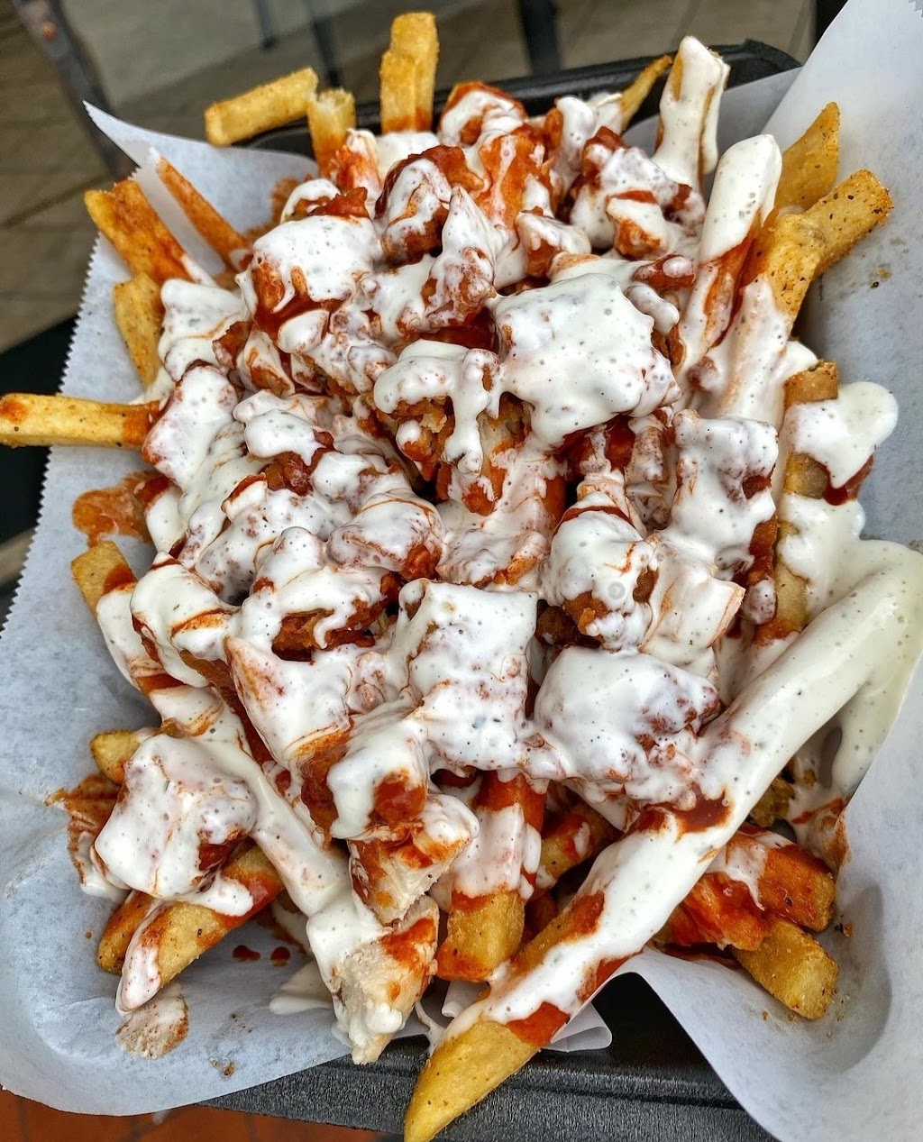 Bird Box Wings | restaurant | 1212 N San Fernando Blvd Unit A, Burbank, CA 91504, USA | 8185883856 OR +1 818-588-3856