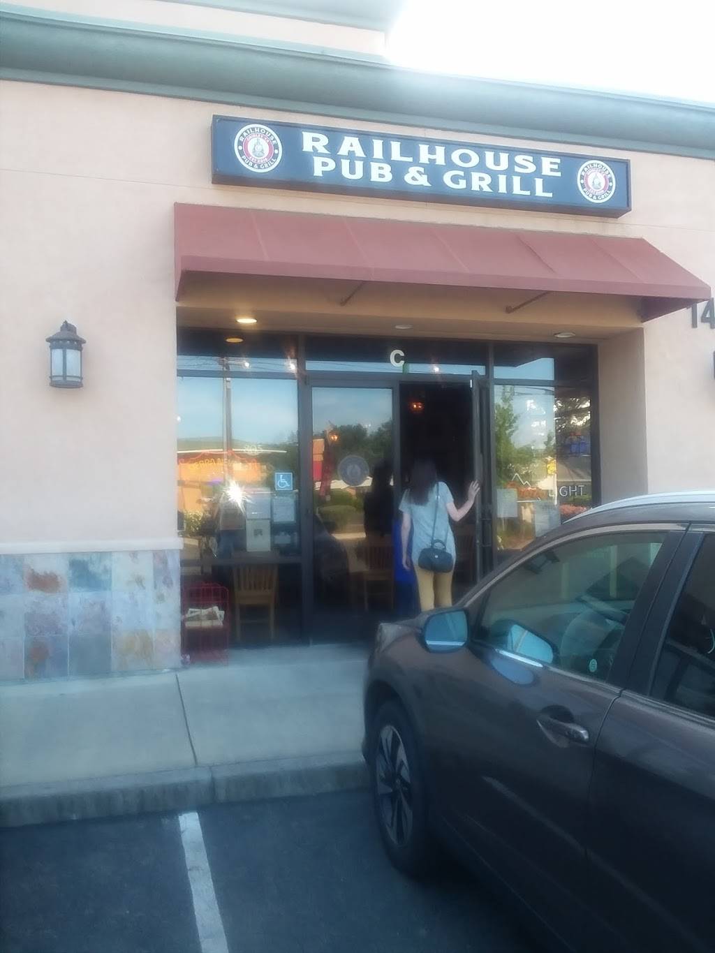 Railhouse Pub And Grill | restaurant | 1495 CA-99, Gridley, CA 95948, USA | 5307979384 OR +1 530-797-9384
