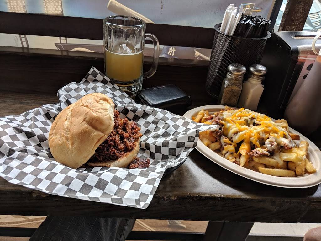 BBQ House Bar & Grill | meal takeaway | 5025 Newport Ave, San Diego, CA 92107, USA | 6192224311 OR +1 619-222-4311