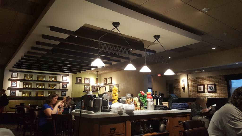 Carrabbas Italian Grill | restaurant | 33983 US Hwy 19 N, Palm Harbor, FL 34684, USA | 7277878910 OR +1 727-787-8910