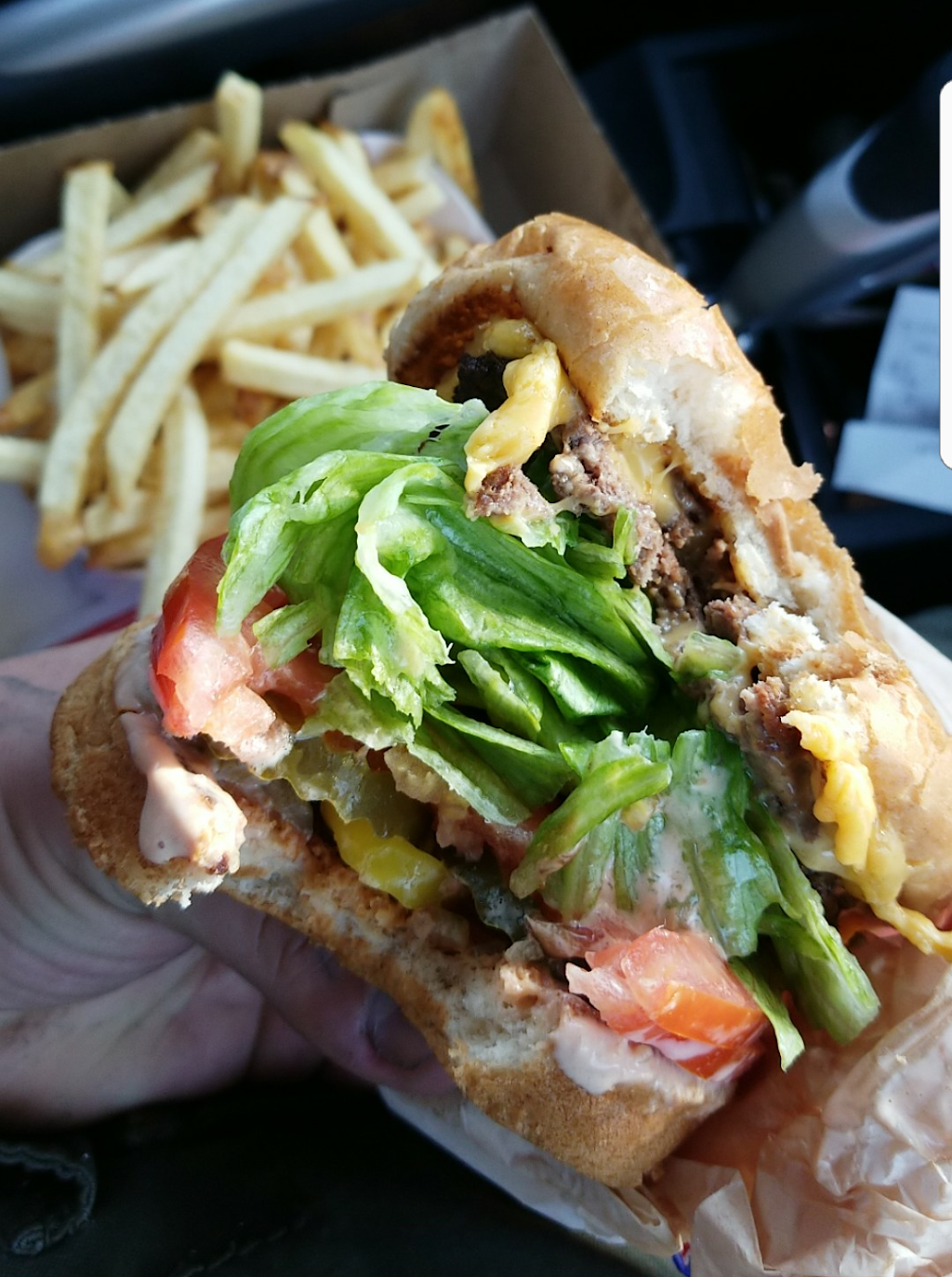 In-N-Out Burger | restaurant | 2940 E Garvey Ave S, West Covina, CA 91791, USA | 8007861000 OR +1 800-786-1000