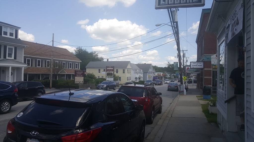 Gregorys | restaurant | 303 NE Main St, Douglas, MA 01516, USA | 5084762552 OR +1 508-476-2552