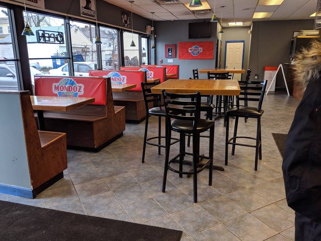 Mondoz Pizzeria | restaurant | 369 Douglas Ave, Providence, RI 02908, USA | 4012701773 OR +1 401-270-1773
