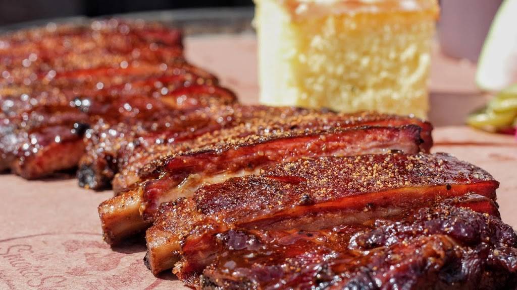 The Smoke Shop BBQ | restaurant | 1, Cambridge, MA 02139, USA | 6175777427 OR +1 617-577-7427