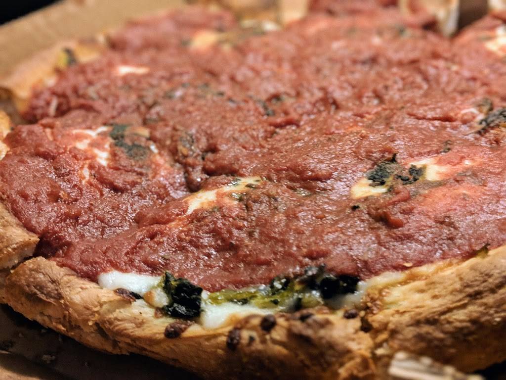 Chicago Pizza & Sports Grille | restaurant | 3150 Highlands Pkwy SE, Smyrna, GA 30082, USA | 6782130238 OR +1 678-213-0238