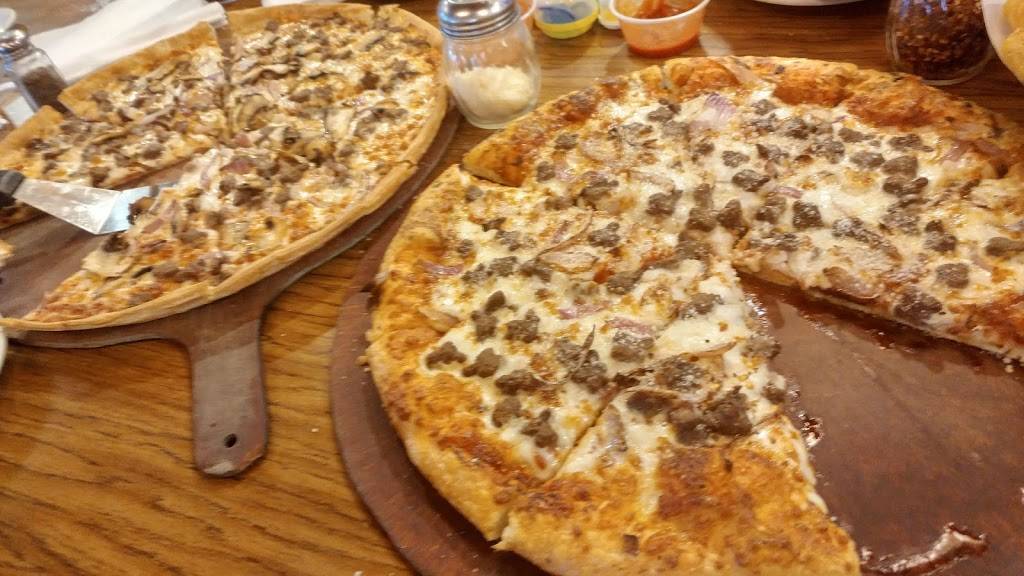 Pizza Hut | meal takeaway | 1242 W Clairemont Ave, Eau Claire, WI 54701, USA | 7158341004 OR +1 715-834-1004