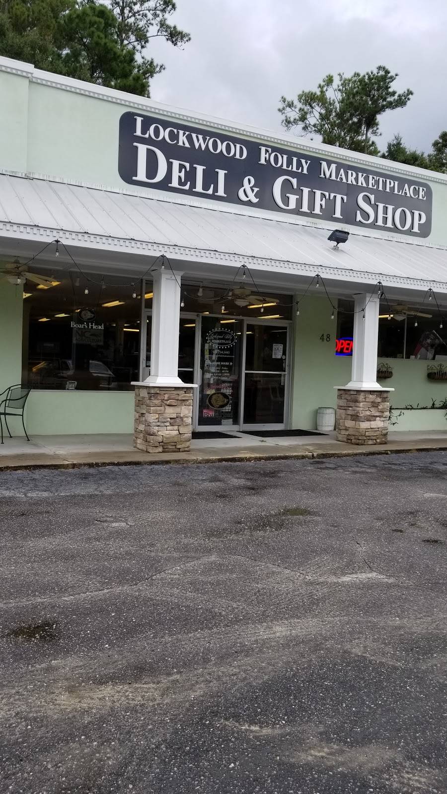 Lockwood Folly Marketplace | restaurant | 48 Stone Chimney Rd SE, Supply, NC 28462, USA | 9107545445 OR +1 910-754-5445