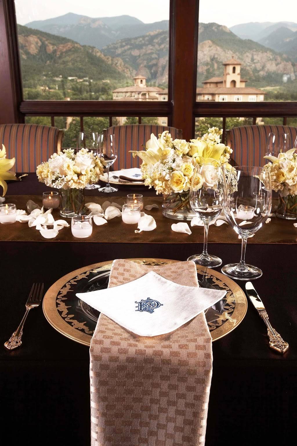 Penrose Room | restaurant | 1 Lake Ave, Colorado Springs, CO 80906, USA | 7195775773 OR +1 719-577-5773