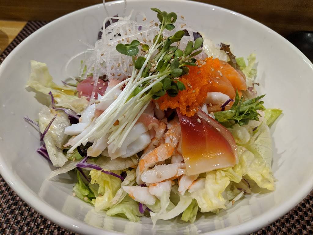 Kazoku Sushi | restaurant | 30 W Square Lake Rd, Troy, MI 48098, USA | 2488280090 OR +1 248-828-0090