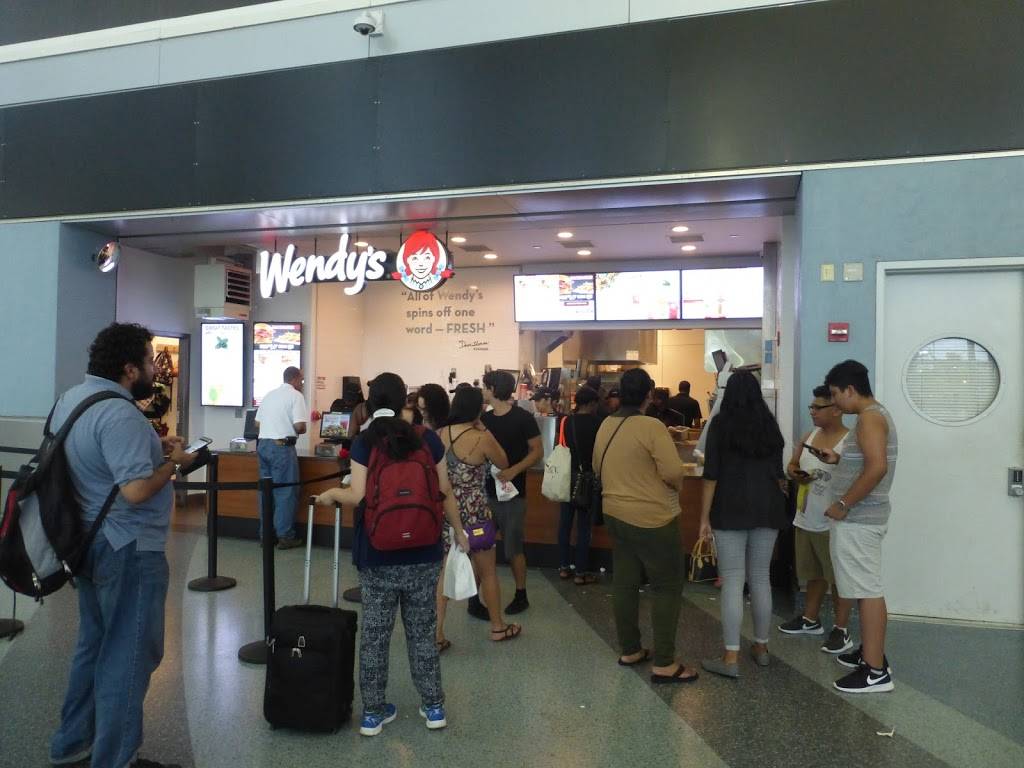 Wendys | restaurant | 4 South St Space 2, New York, NY 10004, USA | 2122209989 OR +1 212-220-9989