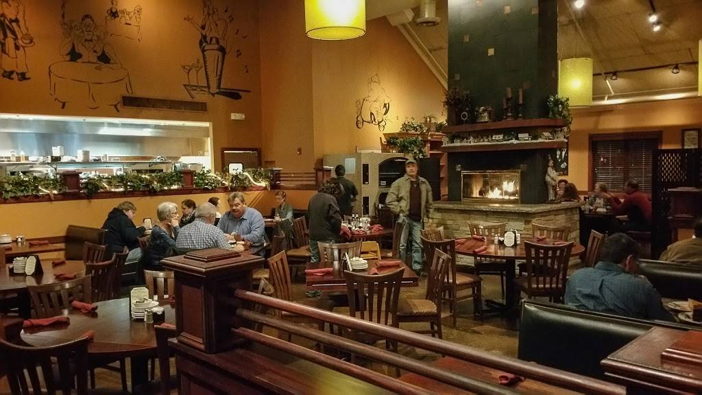 Blackstone Bar & Grill | restaurant | 600 E Veterans Pkwy, Yorkville, IL 60560, USA | 6308828305 OR +1 630-882-8305