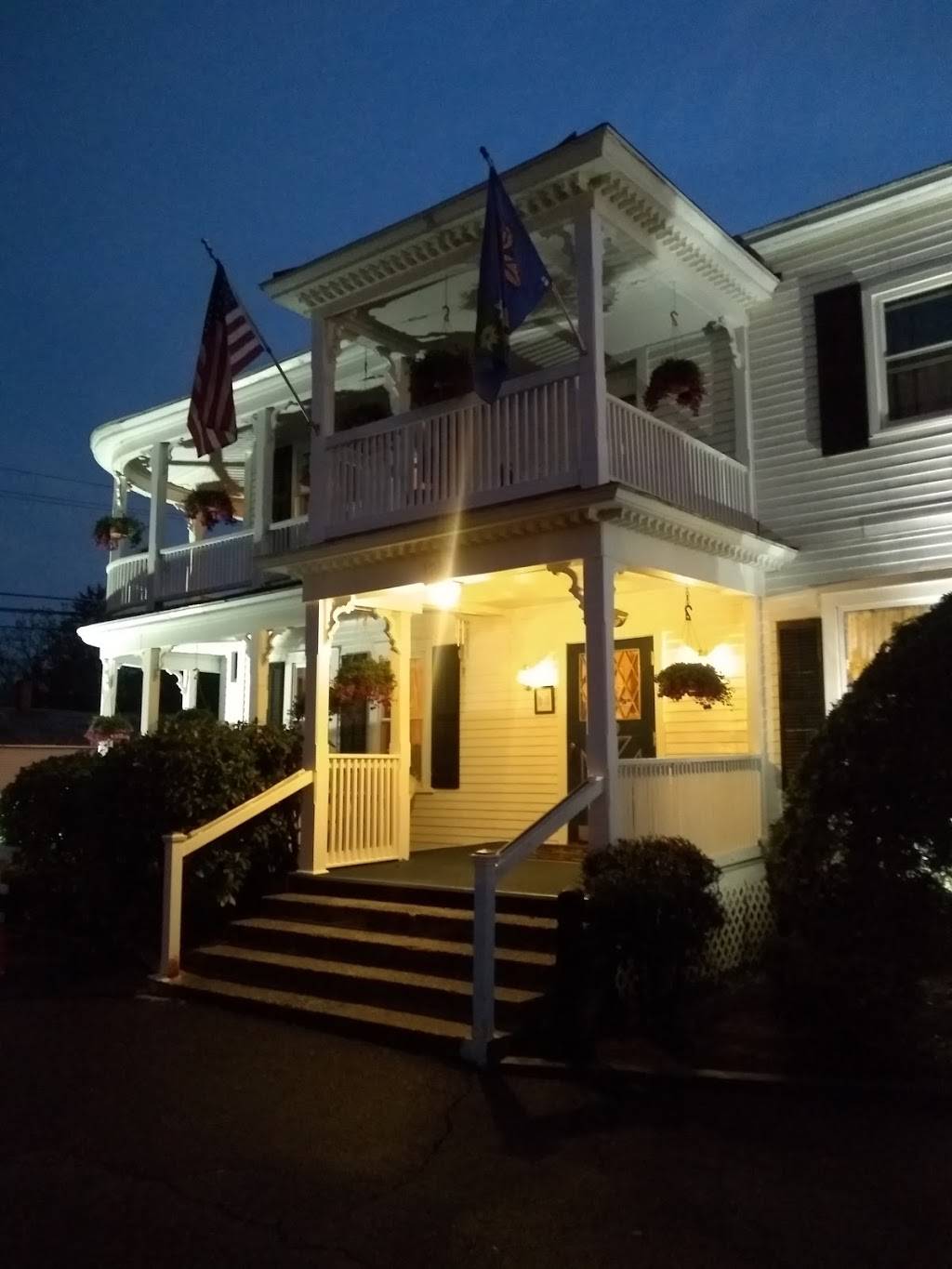 The Whately Inn | restaurant | 193 Chestnut Plain Rd, Whately, MA 01093, USA | 4136653044 OR +1 413-665-3044