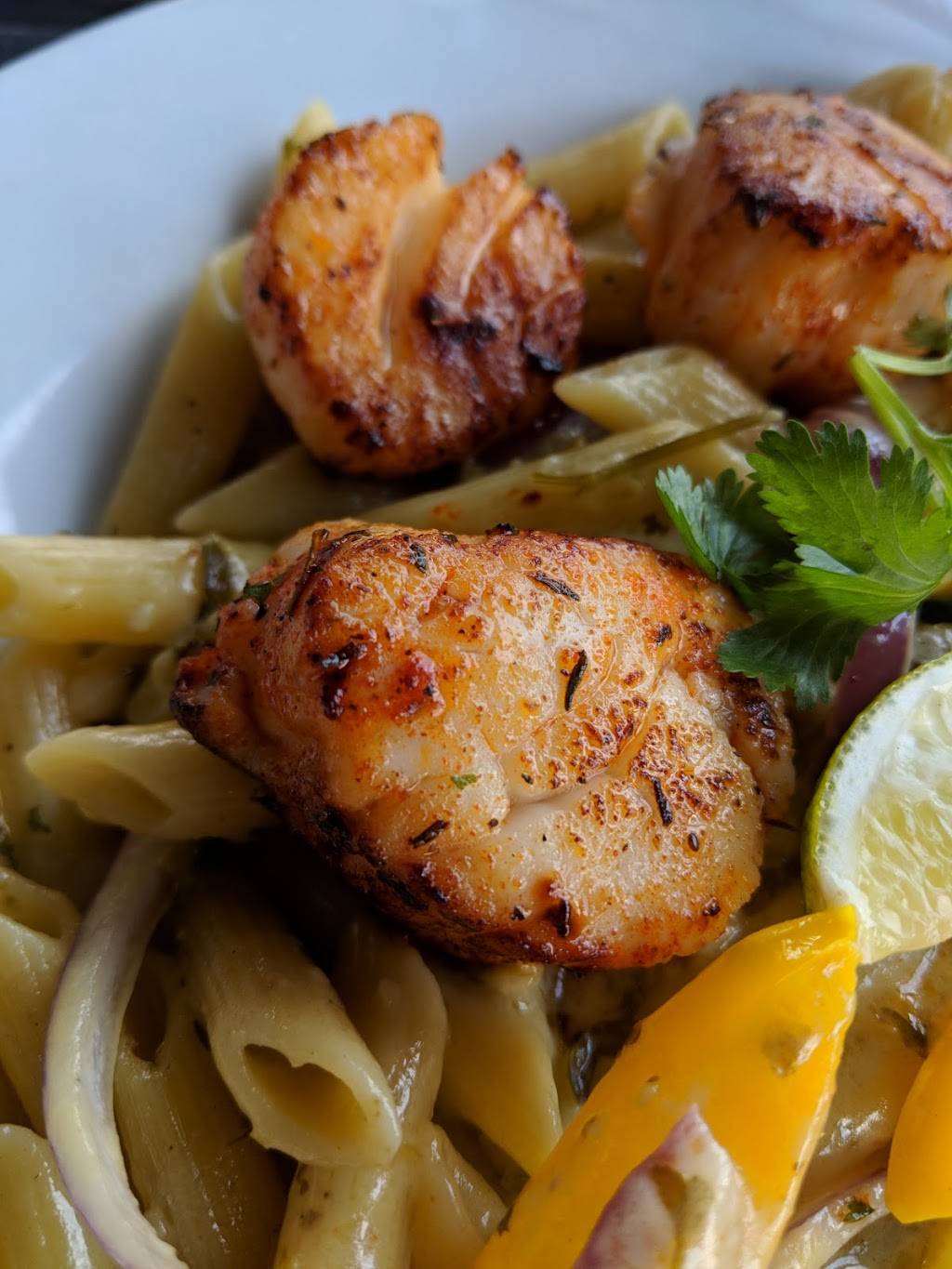 Fords Fish Shack - South Riding | restaurant | 25031 Riding Plaza, Chantilly, VA 20152, USA | 7035427520 OR +1 703-542-7520