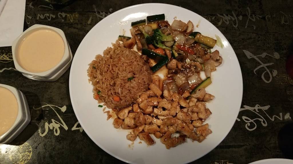 Sakura Hibachi Sushi Bar | restaurant | 13 Litchfield Plaza, Litchfield, IL 62056, USA | 2173246666 OR +1 217-324-6666