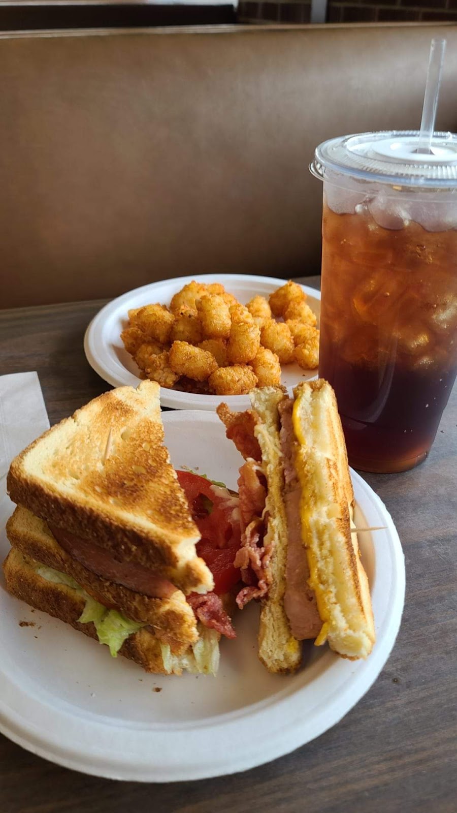 Red River Cafe | restaurant | 5279 Highway 67 West, I-30 Exit 18, Fulton, AR 71838, USA | 8708962590 OR +1 870-896-2590