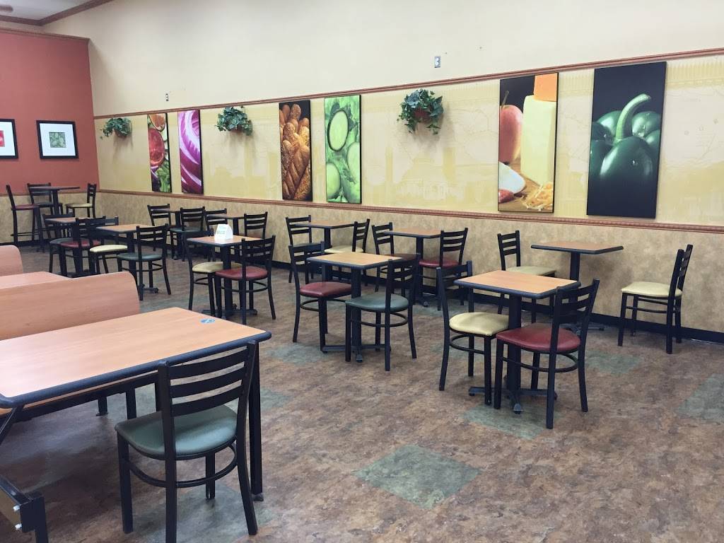 Subway | restaurant | WalMart Supercenter, 7701 S Raeford Rd, Fayetteville, NC 28304, USA | 9108267200 OR +1 910-826-7200