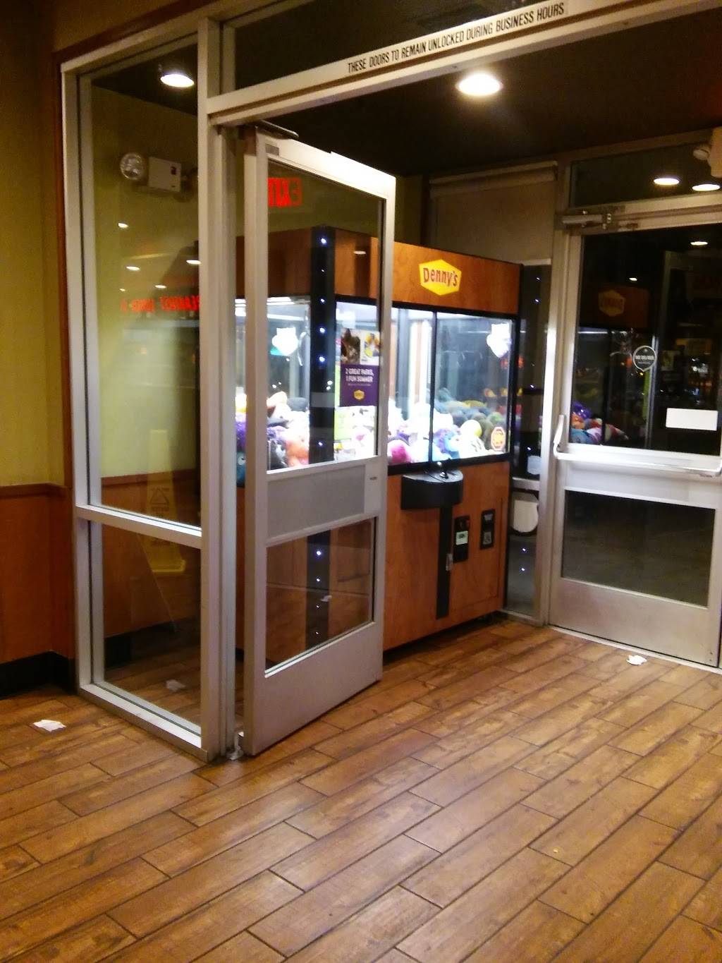 Dennys | restaurant | 2634 E Carson St, Lakewood, CA 90712, USA | 5624258448 OR +1 562-425-8448