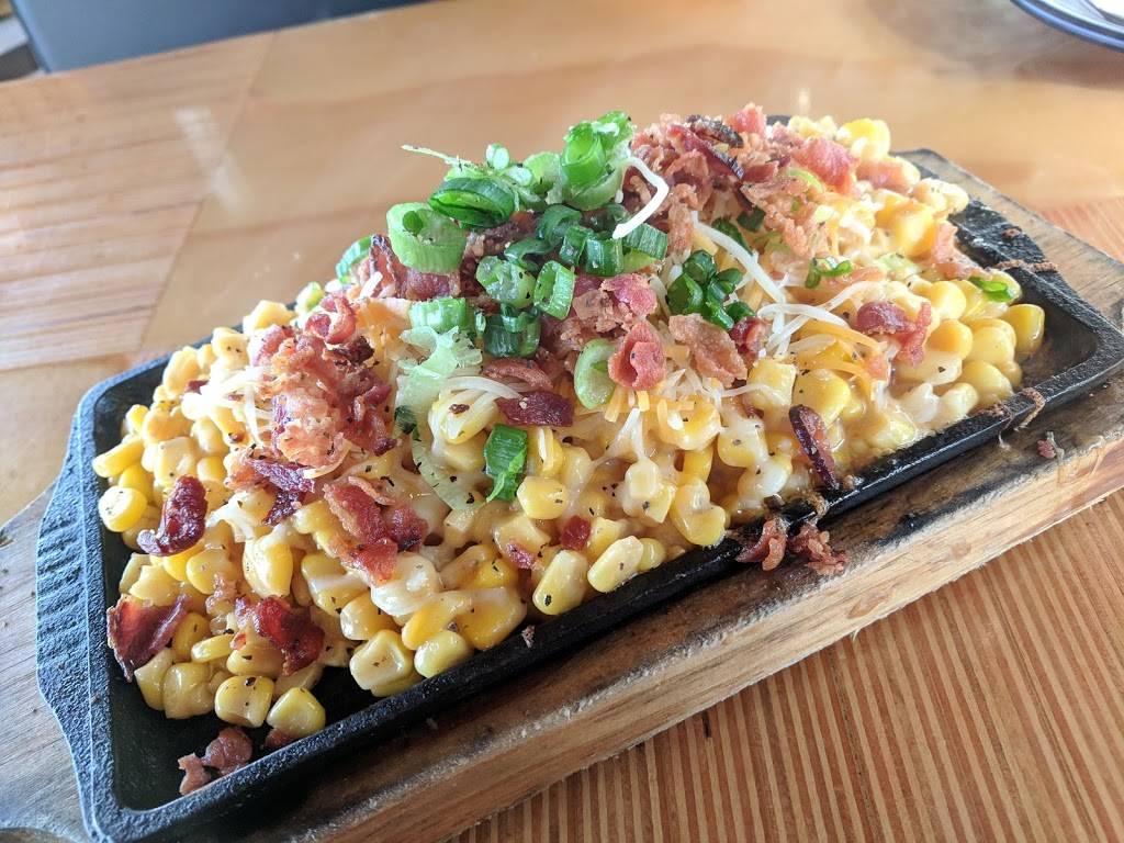 Cross Street Chicken and Beer | restaurant | 4403 Convoy St, San Diego, CA 92111, USA | 8584306001 OR +1 858-430-6001