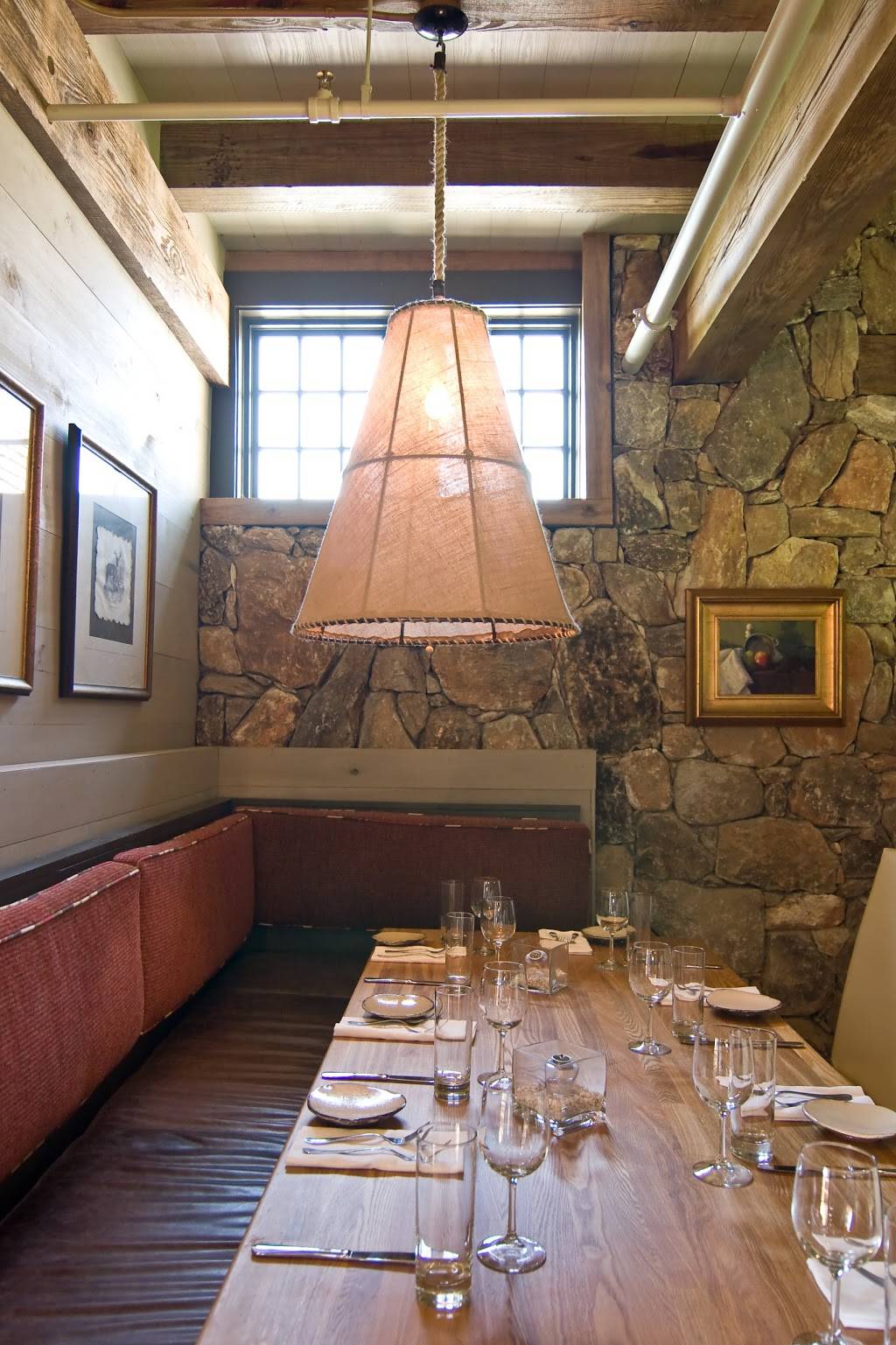 SpringHouse | restaurant | 12 Benson Mill Rd, Alexander City, AL 35010, USA | 2562157080 OR +1 256-215-7080