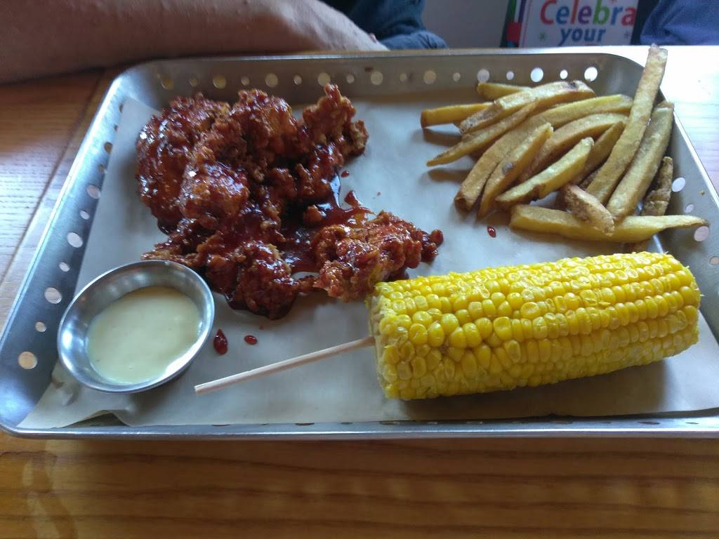 Chilis Grill & Bar | restaurant | 3085 Commercial Way, Spring Hill, FL 34606, USA | 3526862265 OR +1 352-686-2265