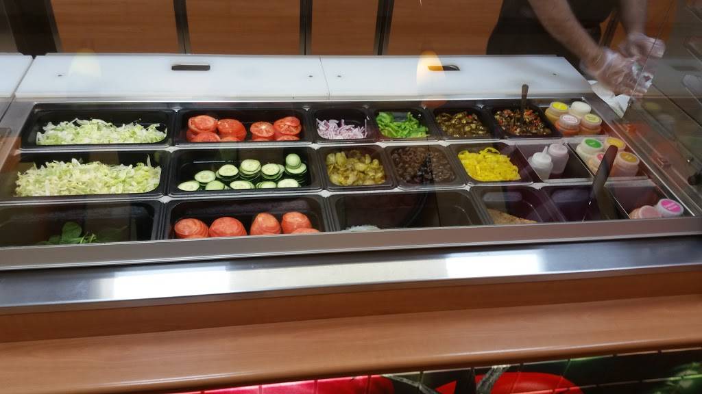 Subway Restaurants | restaurant | 3551 N Central Ave, Chicago, IL 60634, USA | 7734812102 OR +1 773-481-2102