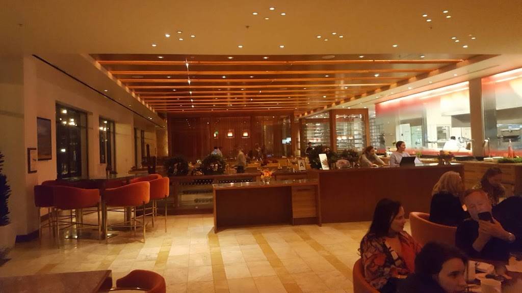 The Edge Steakhouse | restaurant | 68900 Frank Sinatra Dr, Rancho Mirage, CA 92270, USA | 7603218282 OR +1 760-321-8282