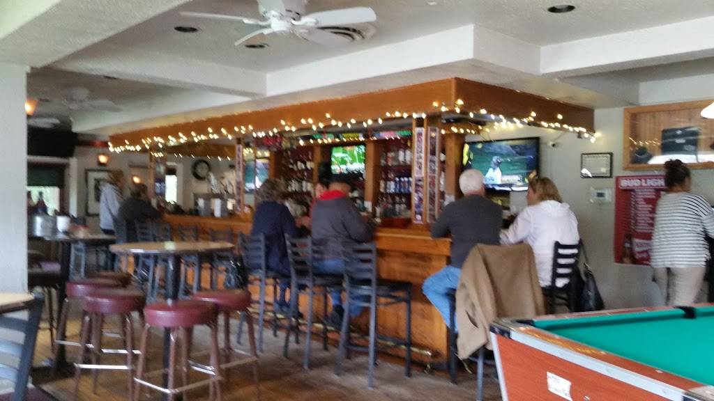 Spankys Hideaway | restaurant | 5208 W County Line Rd, Mequon, WI 53092, USA | 2622423677 OR +1 262-242-3677