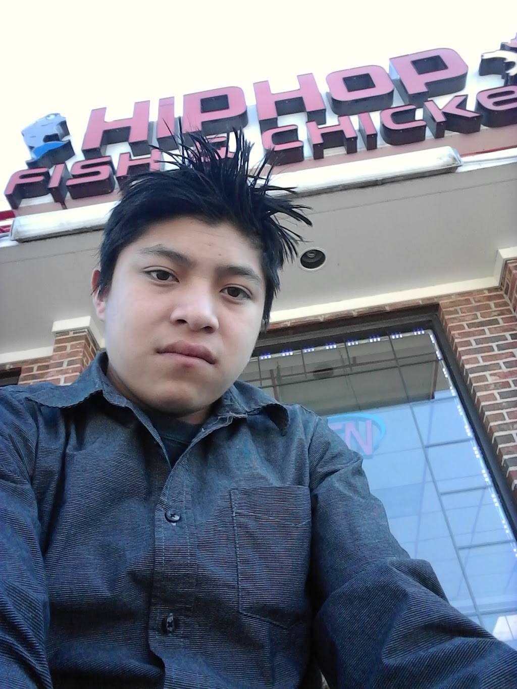 Hiphop Fish & Chicken | restaurant | 7938 Eastern Ave, Baltimore, MD 21224, USA | 4106310440 OR +1 410-631-0440