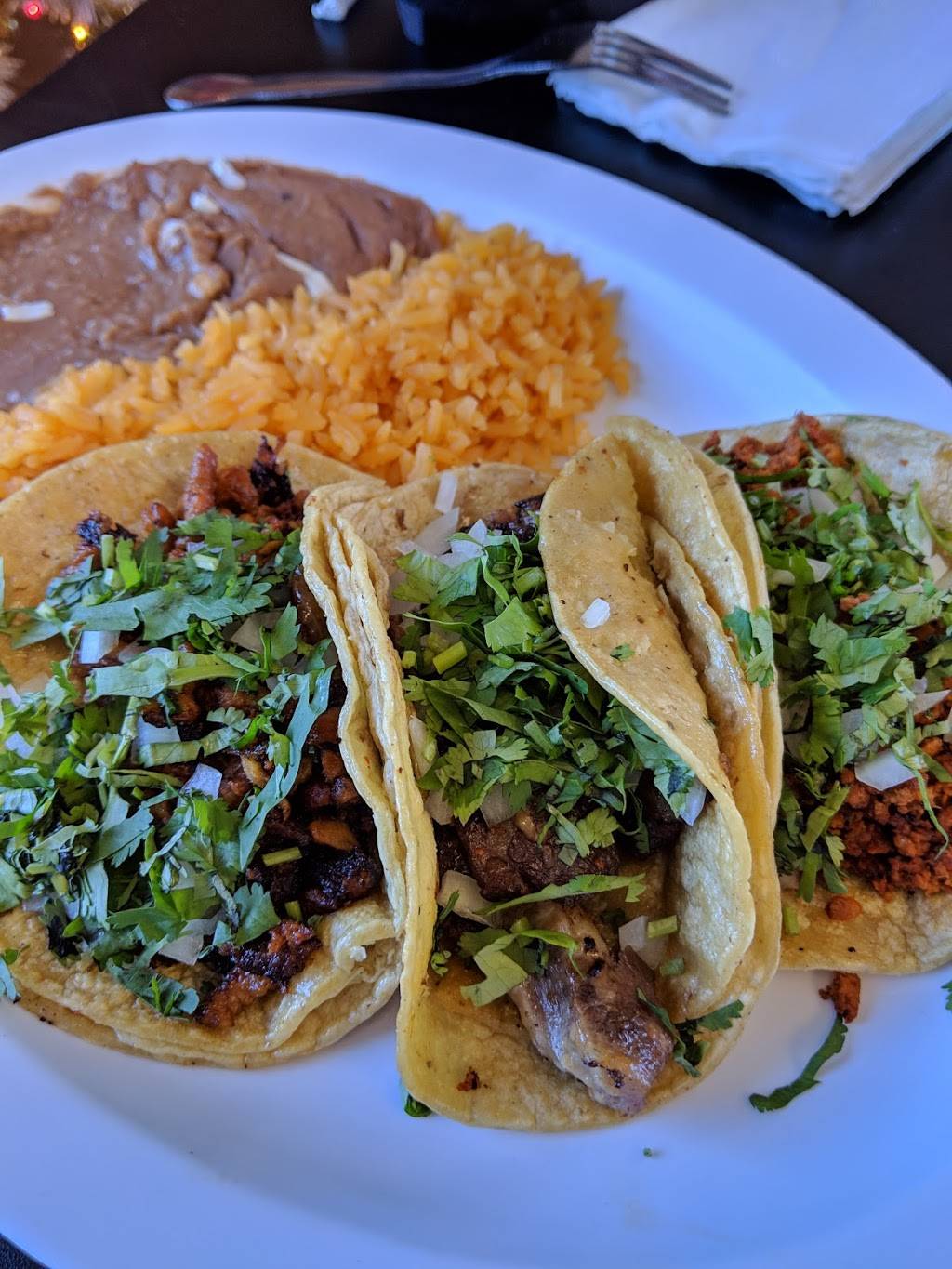 El Patron | restaurant | 6772 Barrington Rd, Hanover Park, IL 60133, USA | 6302130104 OR +1 630-213-0104