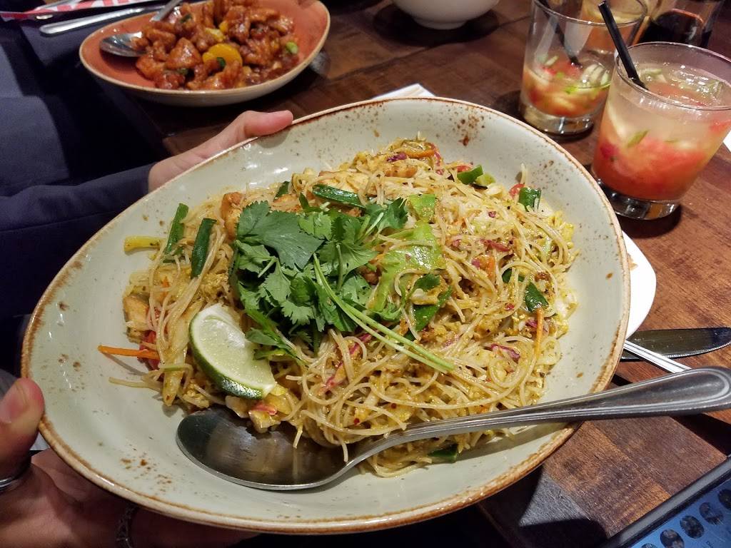 P.F. Changs | meal takeaway | 760 Sunland Park Dr, El Paso, TX 79912, USA | 9158450166 OR +1 915-845-0166