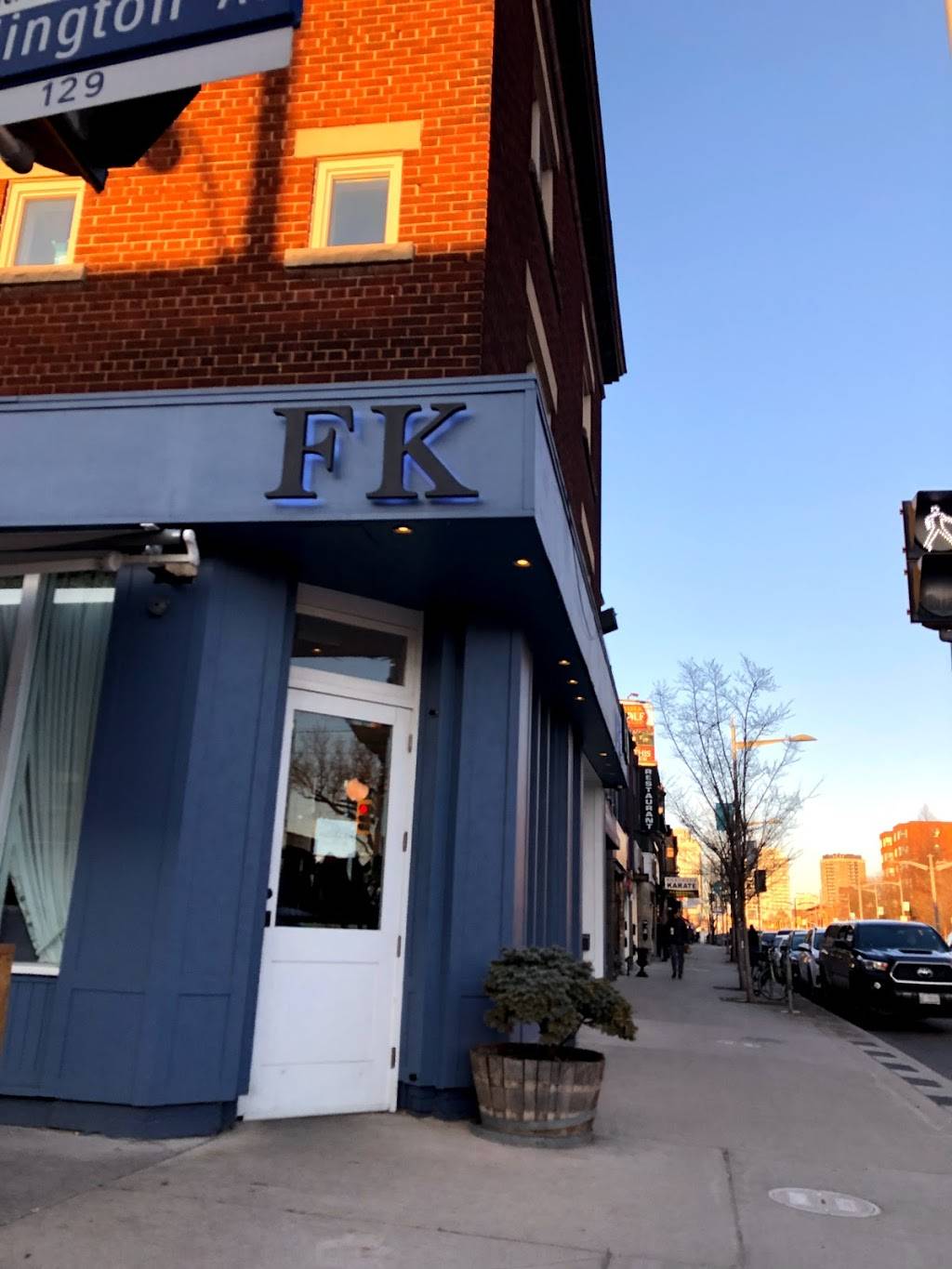 Dragon Delight | restaurant | 825 St Clair Ave W, Toronto, ON M6C 1B9, Canada | 4166571448 OR +1 416-657-1448