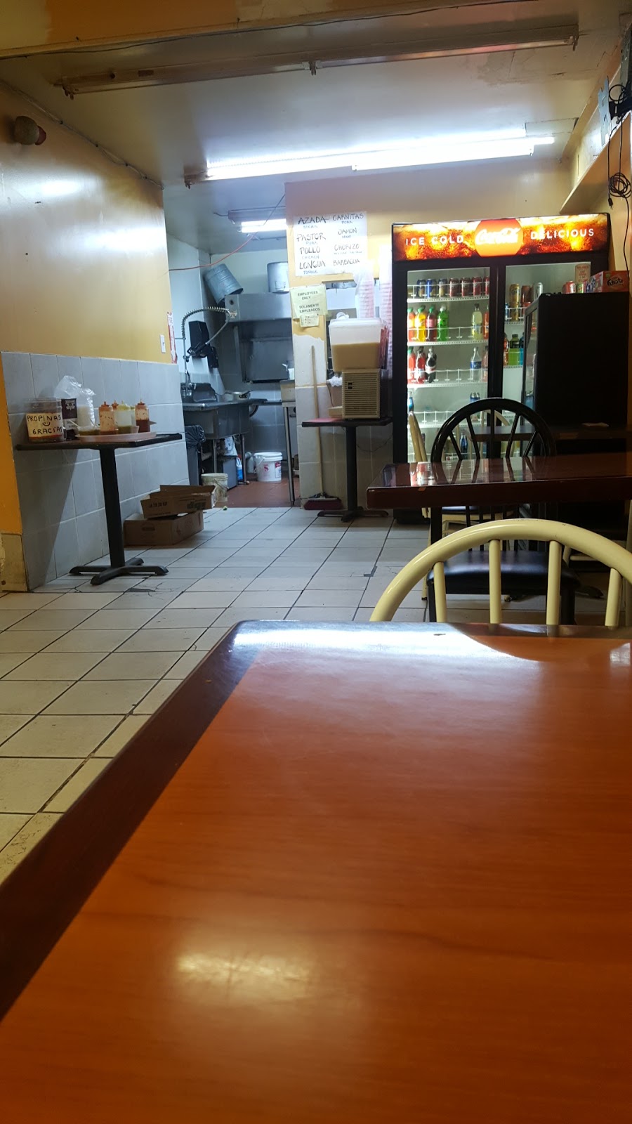 Mercado Acapulco Y Taqueria | restaurant | 2179 Cheshire Bridge Rd NE, Atlanta, GA 30324, USA | 4044773202 OR +1 404-477-3202