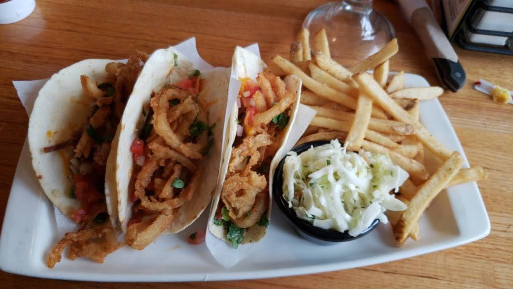 Applebees Grill + Bar | restaurant | 4550 Forest Park Ave, St. Louis, MO 63108, USA | 3144546636 OR +1 314-454-6636