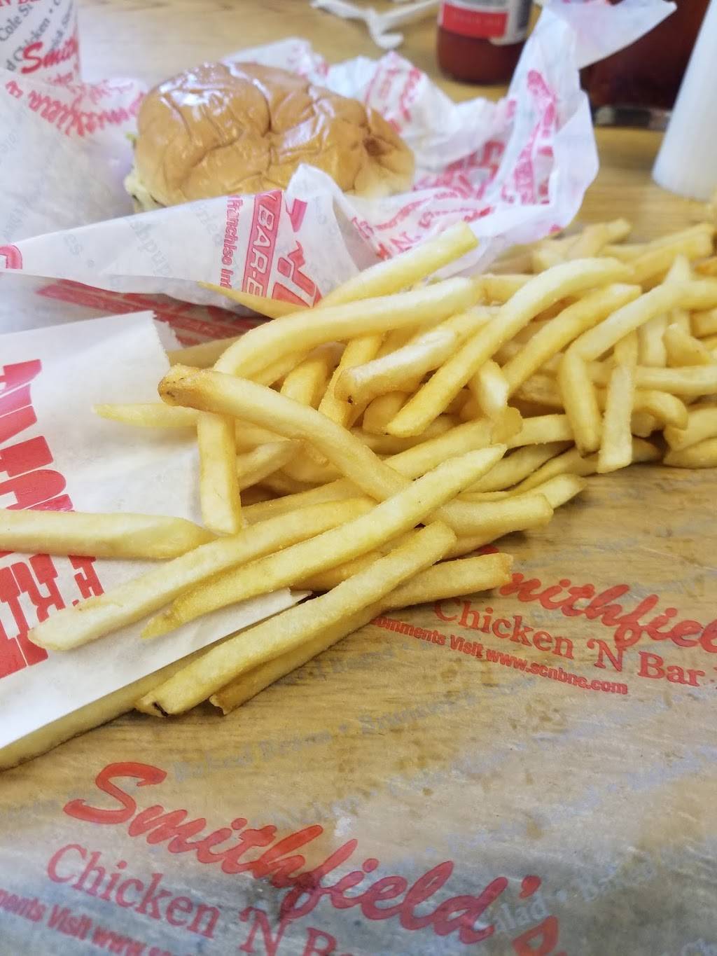 Smithfields Chicken N Bar-B-Q | restaurant | 12504 Capital Blvd, Wake Forest, NC 27587, USA | 9194888388 OR +1 919-488-8388