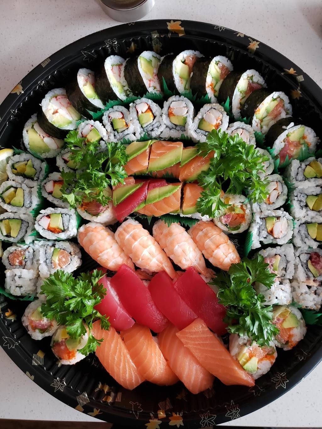 Ronda Sushi | restaurant | 7066 Rue Sherbrooke E, Montréal, QC H1N 1E6, Canada | 5142539991 OR +1 514-253-9991