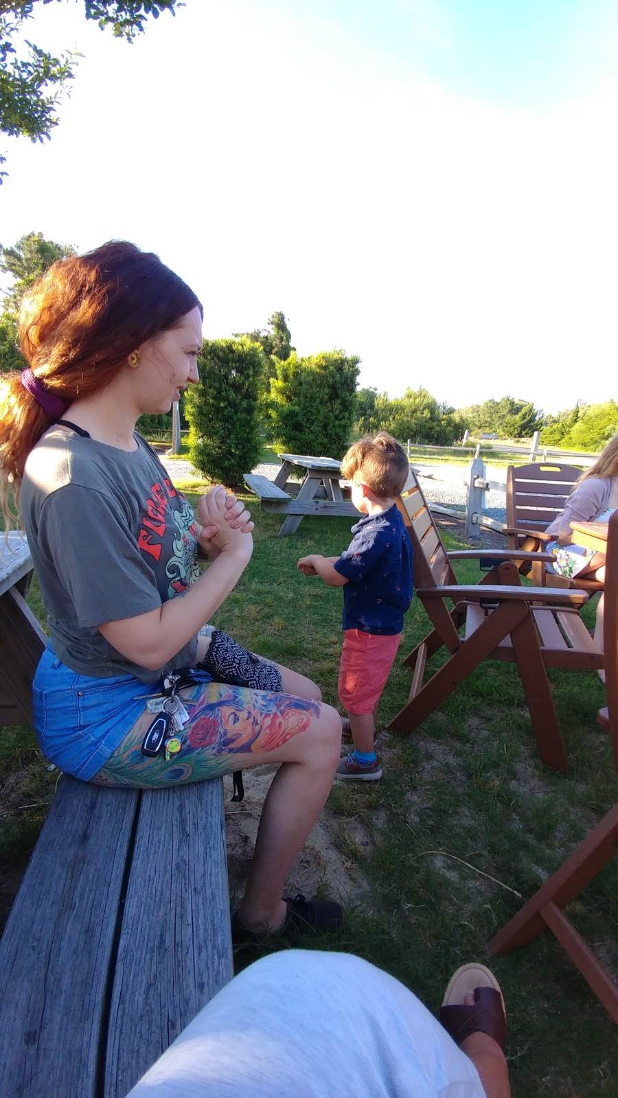 Pasquales Pizza and Pub | restaurant | 1210 Ocean Trail, Corolla, NC 27927, USA | 2524536111 OR +1 252-453-6111