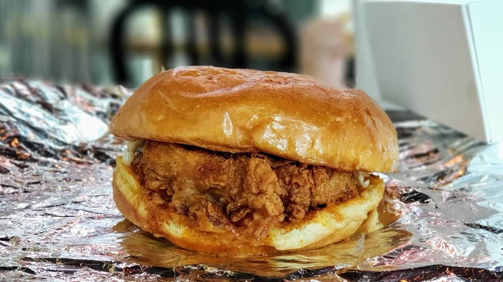 Rule the Roost Nashville Hot Chicken | restaurant | 6635 Westworth Blvd Suite 101, Westworth Village, TX 76114, USA | 8173490325 OR +1 817-349-0325