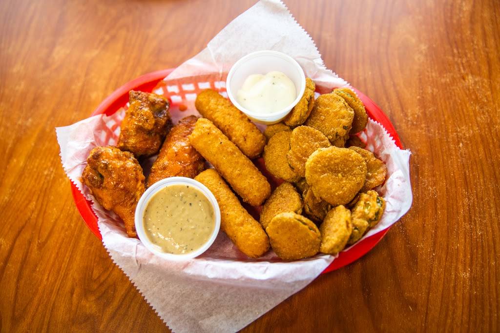 Little Daves Restaurant & Pizza | restaurant | 9536 KY-259, McDaniels, KY 40152, USA | 2709024400 OR +1 270-902-4400