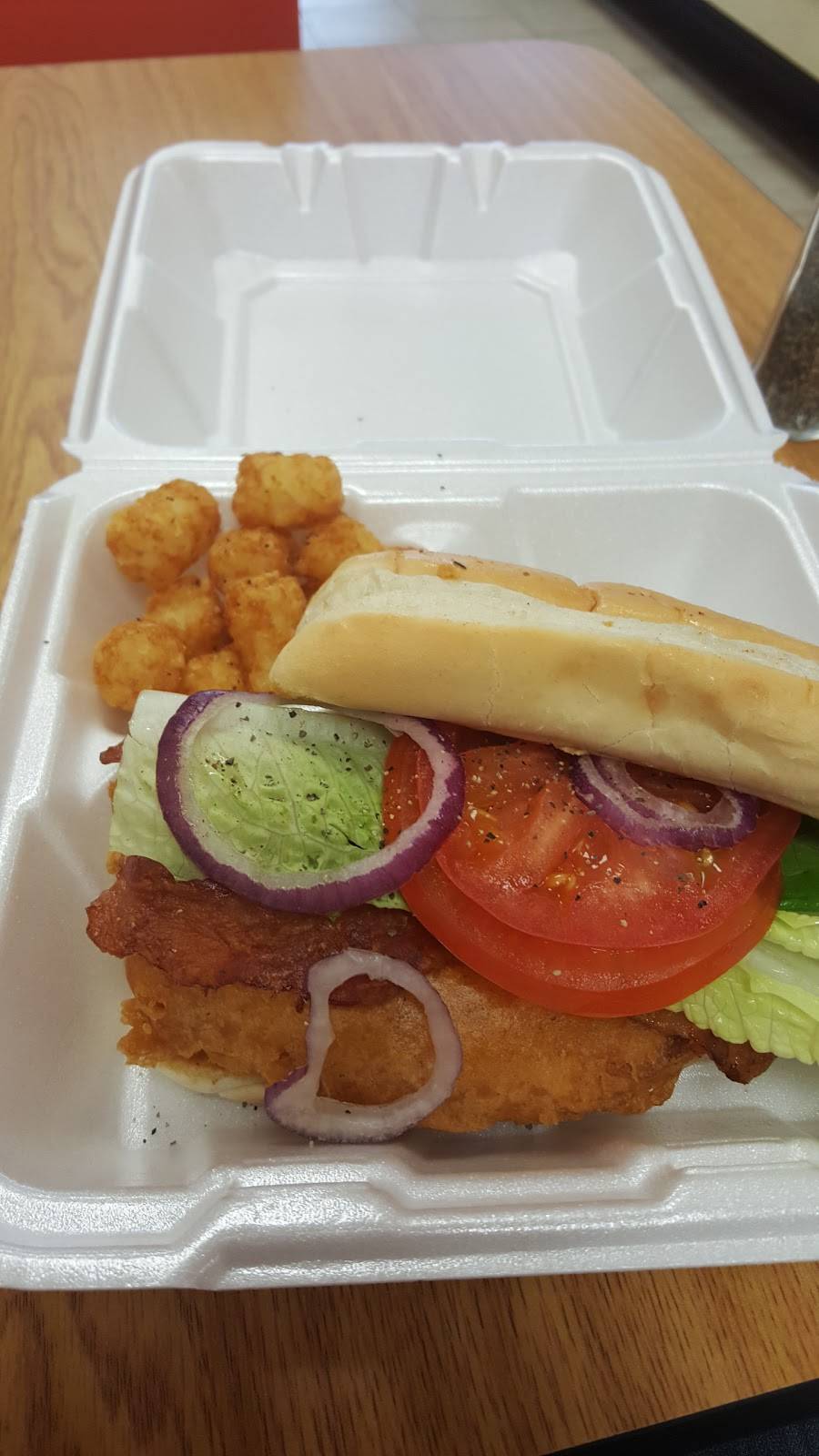 BGs Old World Tavern | restaurant | 661 E 185th St, Euclid, OH 44119, USA | 2165310331 OR +1 216-531-0331