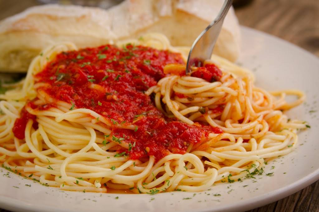 Italiannos restaurant | restaurant | 1611 N Aspen St, Lincolnton, NC 28092, USA | 7047323118 OR +1 704-732-3118