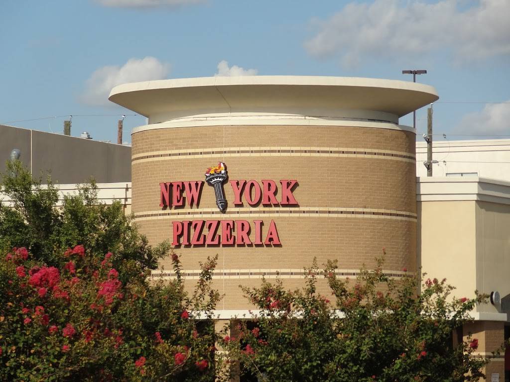 Russos New York Pizzeria | meal takeaway | 13346 Briar Forest Dr #100, Houston, TX 77077, USA | 2814979800 OR +1 281-497-9800
