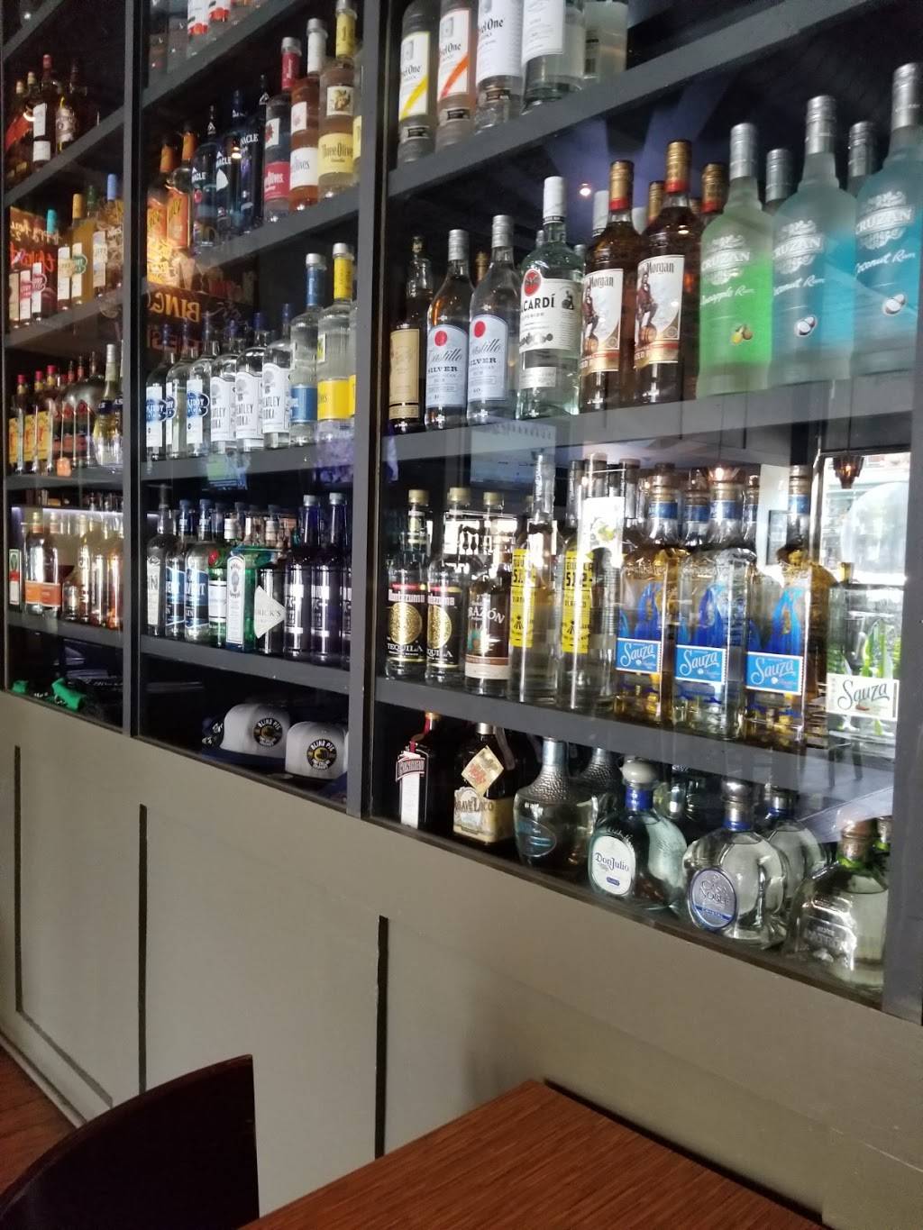 Blind Pig Pub | restaurant | 214 Linden St, Fort Collins, CO 80524, USA | 9704939197 OR +1 970-493-9197