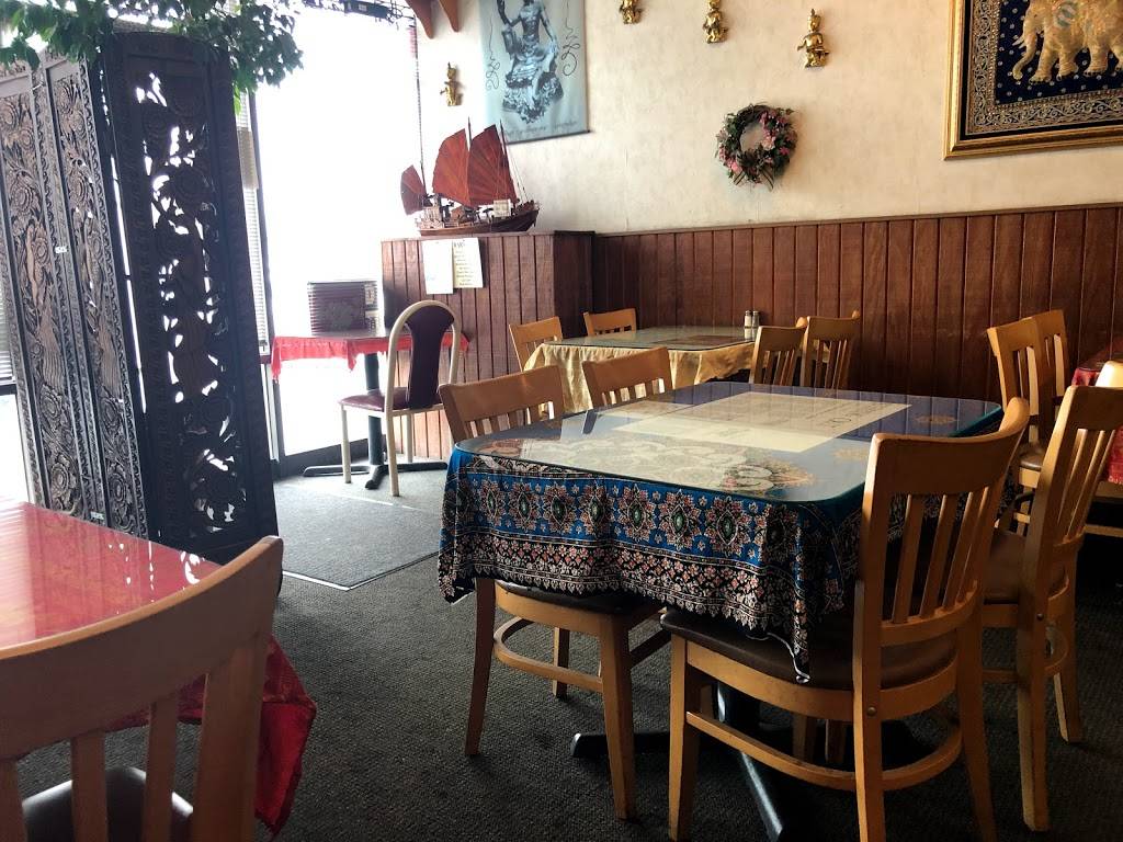 Bahn Thai | restaurant | 5802 Downey Ave, Long Beach, CA 90805, USA | 5626344156 OR +1 562-634-4156
