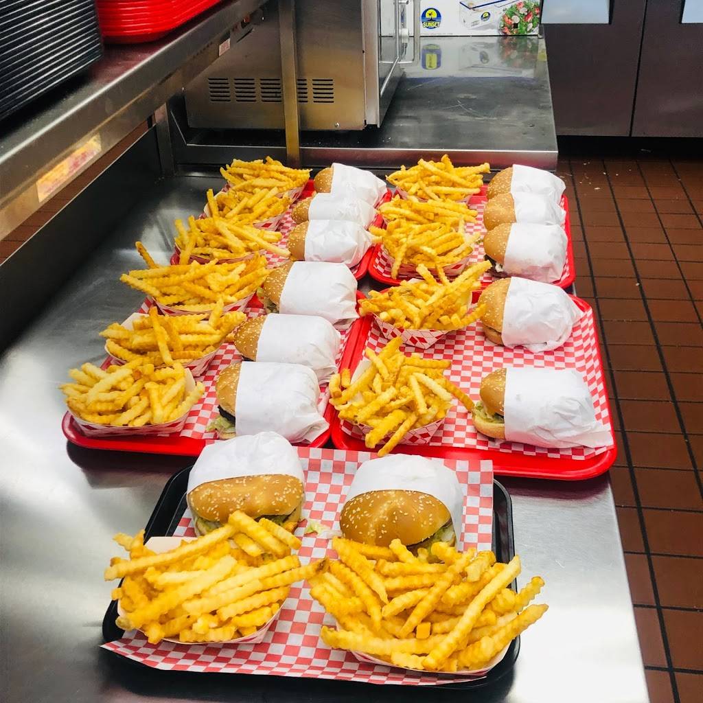 Juicy Burger | restaurant | 3720 E Olive Ave, Fresno, CA 93702, USA | 5595705424 OR +1 559-570-5424